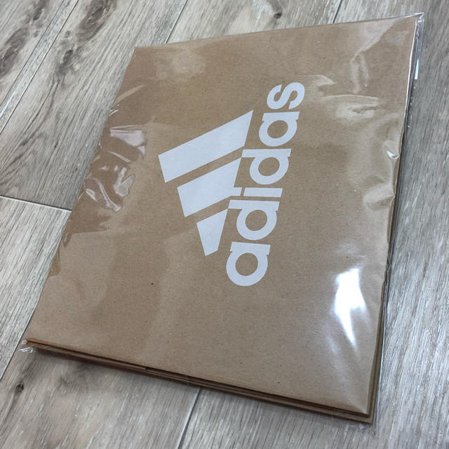 adidas(アディダス)のadidas紙袋 アディダスショッパー ３枚 アディダス紙袋 レディースのバッグ(ショップ袋)の商品写真