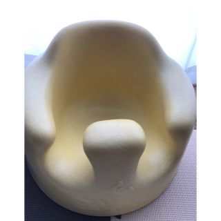 バンボ(Bumbo)の美品　バンボ　クリームイエロー(その他)