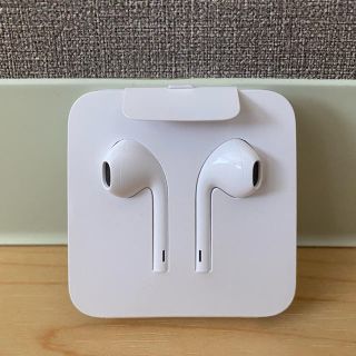 アップル(Apple)のEarpods 純正イヤホン iPhone付属品(ヘッドフォン/イヤフォン)