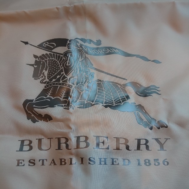 BURBERRY(バーバリー)のスーツカバー BURBERRY インテリア/住まい/日用品の日用品/生活雑貨/旅行(旅行用品)の商品写真