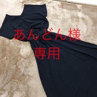 ティティベイト(titivate)の★未使用★美品★titivate Vネックマキシワンピース　Lサイズ(ロングワンピース/マキシワンピース)