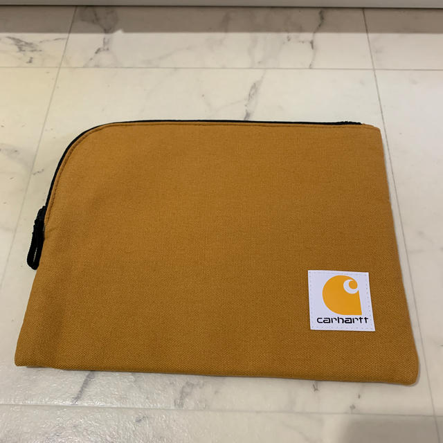 carhartt(カーハート)の最終価格　carhartt マルチポーチ メンズのバッグ(その他)の商品写真