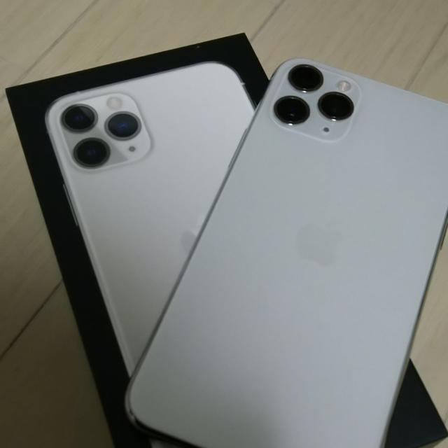 iPhone 11pro シルバー256GB - スマートフォン本体