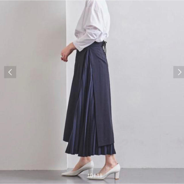 ブラックサイズ新品☆HYKE ハイク　ＭＡＲＩＮＥ　ＰＬＥＡＴＥＤ　ＳＫＩＲＴ　サイズ2