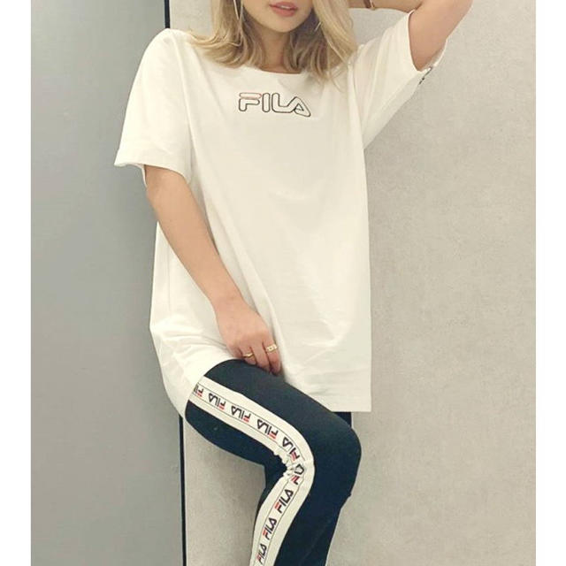 GYDA(ジェイダ)の《！期間限定値下げ！》GYDA & FILA コラボTシャツ レディースのトップス(Tシャツ(半袖/袖なし))の商品写真