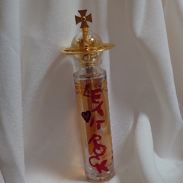 Vivienne Westwood(ヴィヴィアンウエストウッド)のヴィヴィアンウエストウッド　香水　30ml コスメ/美容の香水(香水(女性用))の商品写真
