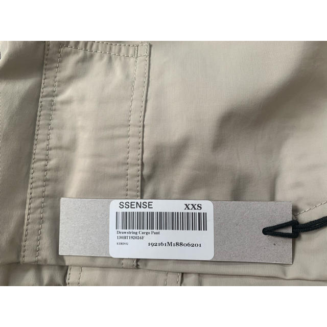 FEAR OF GOD(フィアオブゴッド)のFOG ESSENTIALS NYLON CARGO PANTS XXSサイズ メンズのパンツ(ワークパンツ/カーゴパンツ)の商品写真