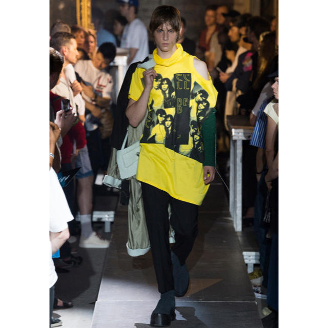 RAF SIMONS(ラフシモンズ)のRAF SIMONS 19ss 変形カットソー ピンク メンズのトップス(Tシャツ/カットソー(半袖/袖なし))の商品写真