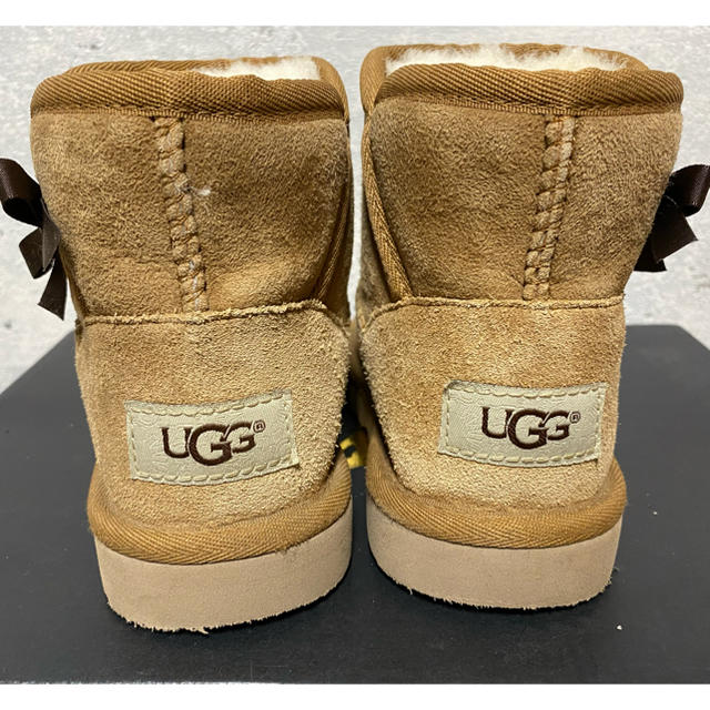 UGG(アグ)のUGG ムートンブーツ キッズ 17.5cm  キッズ/ベビー/マタニティのキッズ靴/シューズ(15cm~)(ブーツ)の商品写真