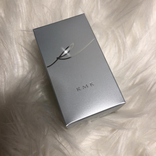 RMK(アールエムケー)のRMK メイクアップベース　30ml コスメ/美容のベースメイク/化粧品(化粧下地)の商品写真