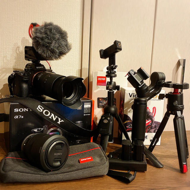 何でも揃う SONY - 【早い者勝ち】SONY α7Ⅲ +備品ガジェットフルセット デジタル一眼 何でも揃う SONY - 【早い者勝ち】SONY α7Ⅲ +備品ガジェットフルセット デジタル一眼