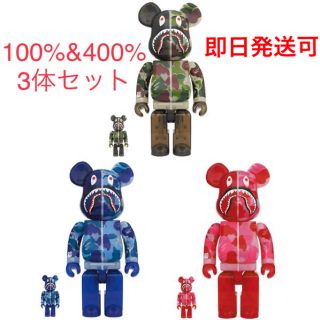 アベイシングエイプ(A BATHING APE)のBAPE ABC CAMO SHARK BE@RBRICK 100%&400%(その他)