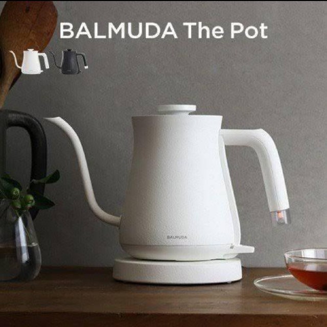 BALMUDA(バルミューダ)のバルミューダ BALMUDA ケトル 湯沸かしポット 白 ホワイト スマホ/家電/カメラの生活家電(電気ケトル)の商品写真