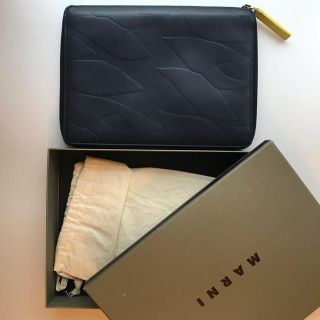 MARNI(セカンドバッグ/クラッチバッグ)のフリマアイテム一覧 MARNI(セカンドバッグ/クラッチバッグ)のフリマアイテム一覧