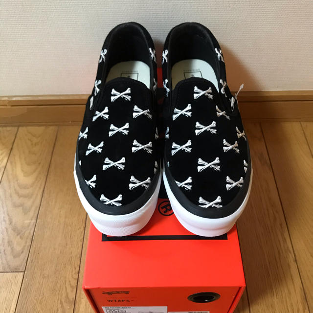 W)taps(ダブルタップス)の27.5㎝ WTAPS VANS SLIP-ON ダブルタップス クロスボーン  メンズの靴/シューズ(スリッポン/モカシン)の商品写真