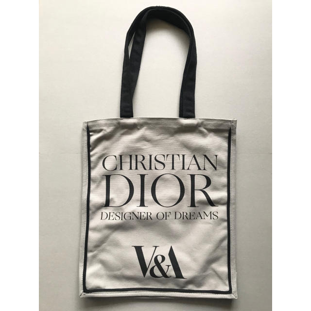 Christian Dior(クリスチャンディオール)の【mickish様専用】V&A「Dior展」限定トートバッグのみ レディースのバッグ(トートバッグ)の商品写真