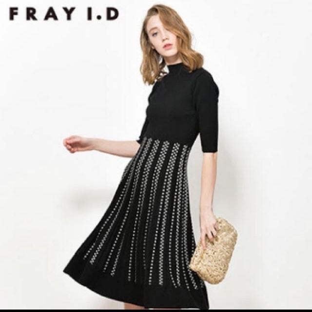 FRAY I.D(フレイアイディー)の美品♡フレイアイディー   幾何柄ニットワンピース レディースのワンピース(ひざ丈ワンピース)の商品写真