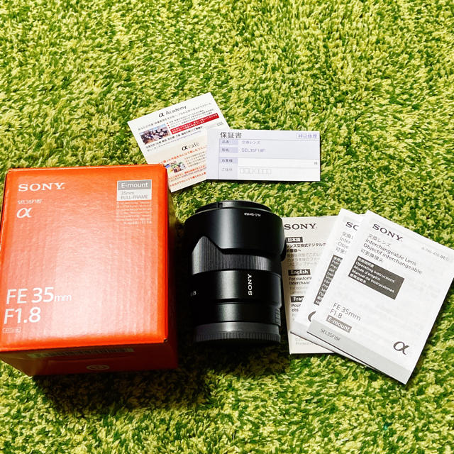 SONY(ソニー)のsony FE35mm F1.8 SEL35F18F スマホ/家電/カメラのカメラ(レンズ(単焦点))の商品写真