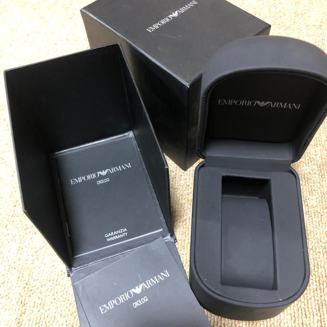 Emporio Armani(エンポリオアルマーニ)のARMANI アルマーニ　時計ケース メンズの時計(腕時計(アナログ))の商品写真