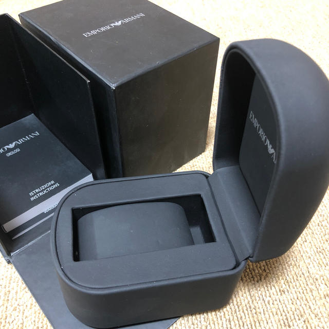 Emporio Armani(エンポリオアルマーニ)のARMANI アルマーニ　時計ケース メンズの時計(腕時計(アナログ))の商品写真