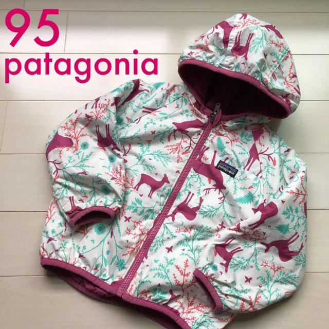 patagonia(パタゴニア)のMari様　パタゴニア  パフボールジャケットリバーシブル  90 95 100 キッズ/ベビー/マタニティのキッズ服女の子用(90cm~)(ジャケット/上着)の商品写真