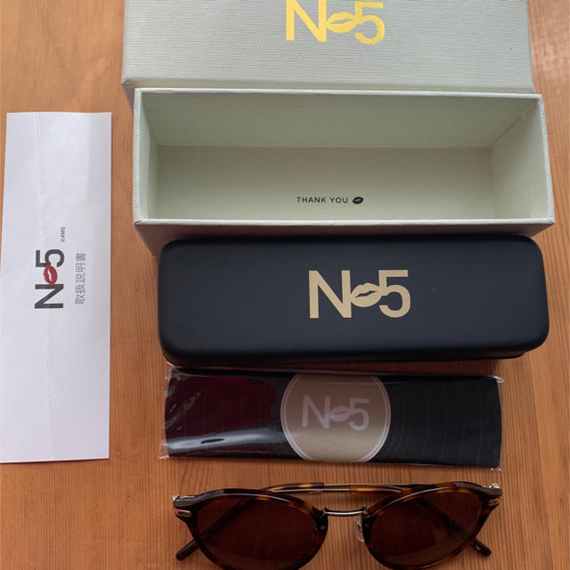 AAA(トリプルエー)のNissy EyeWear サングラス 西島隆弘 レディースのファッション小物(サングラス/メガネ)の商品写真