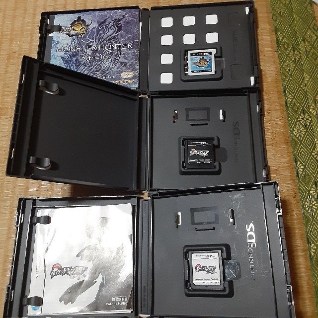 任天堂(ニンテンドウ)のdsi.ソフトセット最終値下げ エンタメ/ホビーのゲームソフト/ゲーム機本体(携帯用ゲーム機本体)の商品写真