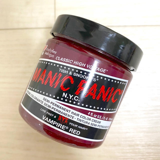 MANIC PANIC マニパニ VAMPIRE RED ヴァンパイアレッド コスメ/美容のヘアケア/スタイリング(カラーリング剤)の商品写真