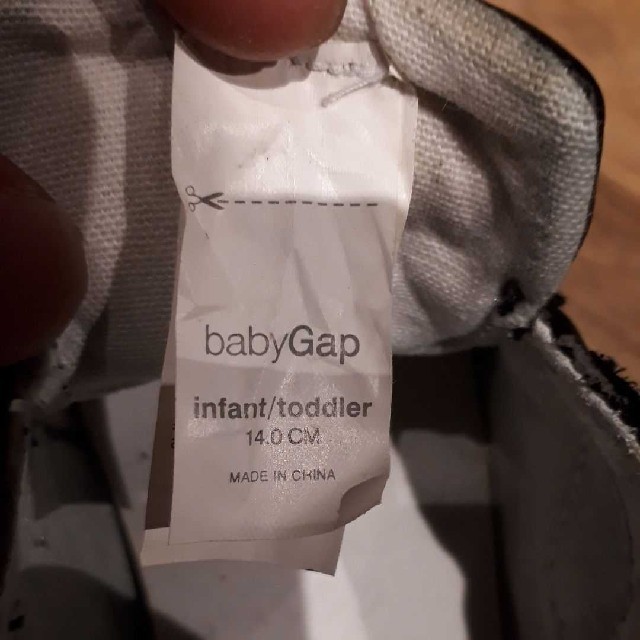 babyGAP(ベビーギャップ)のbabyGap　キッズスニーカー キッズ/ベビー/マタニティのベビー靴/シューズ(~14cm)(スニーカー)の商品写真