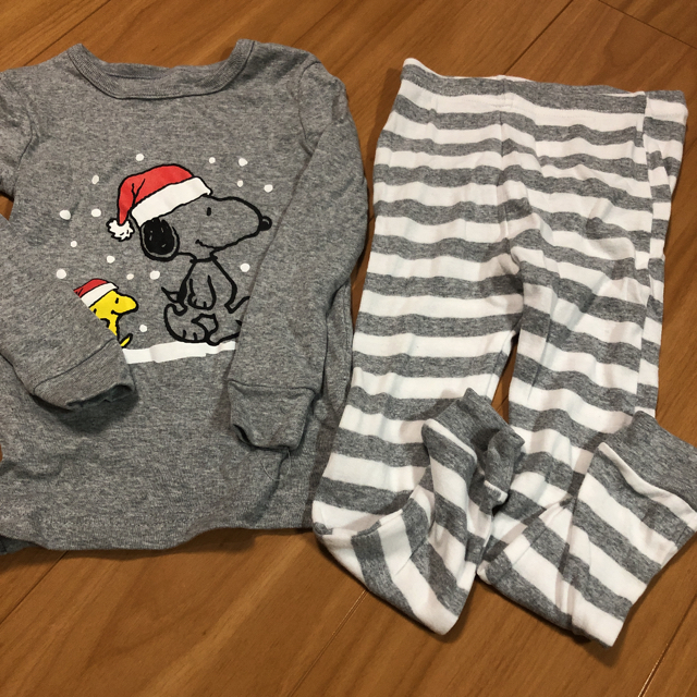 babyGAP(ベビーギャップ)のパジャマ 2点セット　GAP 3Years、4Years キッズ/ベビー/マタニティのキッズ服女の子用(90cm~)(パジャマ)の商品写真