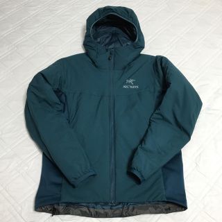 アークテリクス(ARC'TERYX)の美品 アークテリクス アトムLT フーディ(登山用品)