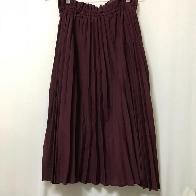 JEANASIS(ジーナシス)のジーナシス　プリーツスカート　濃いめプラム色 サイズF レディースのスカート(ロングスカート)の商品写真