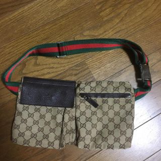 グッチ(Gucci)のグッチ　ウエストポーチ(ボディバッグ/ウエストポーチ)