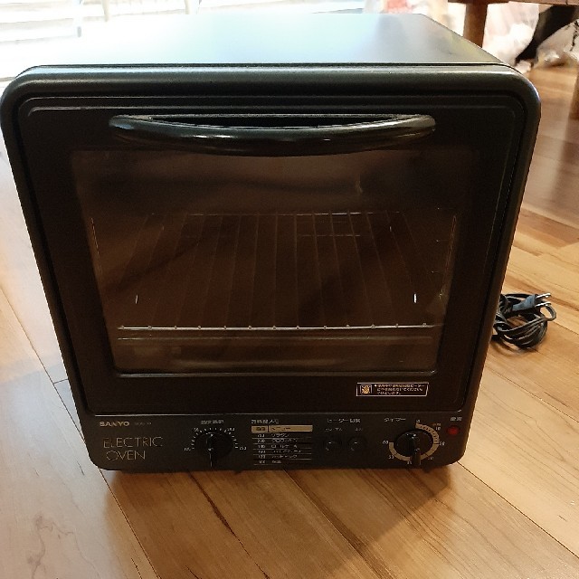 SANYO ELCTRIC OVEN