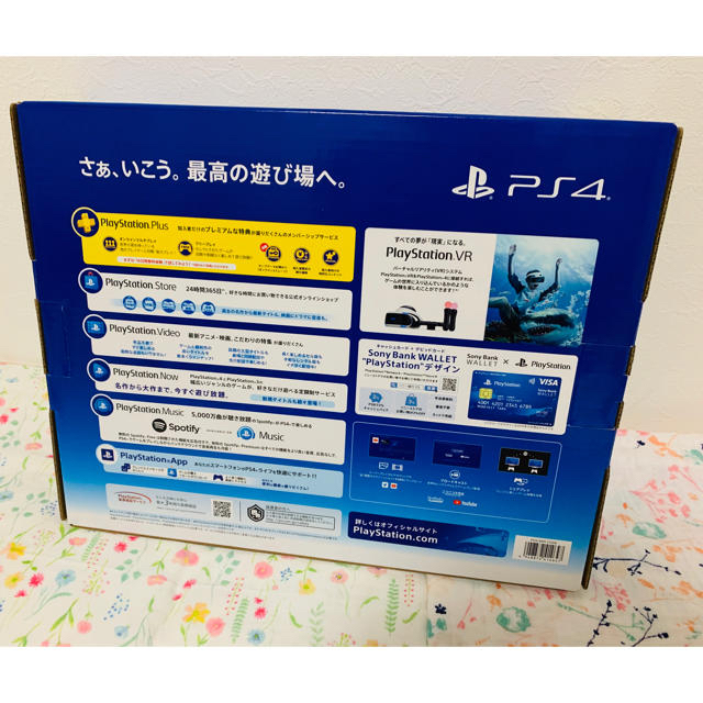 PlayStation 4 ジェット ブラック 500GB (プレステ4)