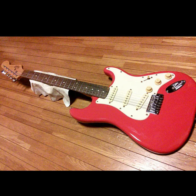 Fender(フェンダー)のsquier ストラトキャスター 楽器のギター(エレキギター)の商品写真