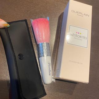 ゲラン(GUERLAIN)の新品　ゲラン メテオリット ブラシ ケース付き(チーク/フェイスブラシ)