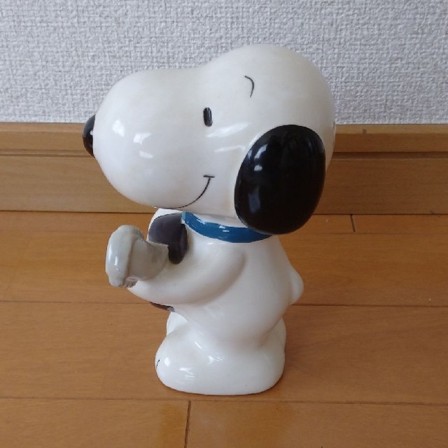 SNOOPY(スヌーピー)のスヌーピー貯金箱 インテリア/住まい/日用品のインテリア小物(置物)の商品写真