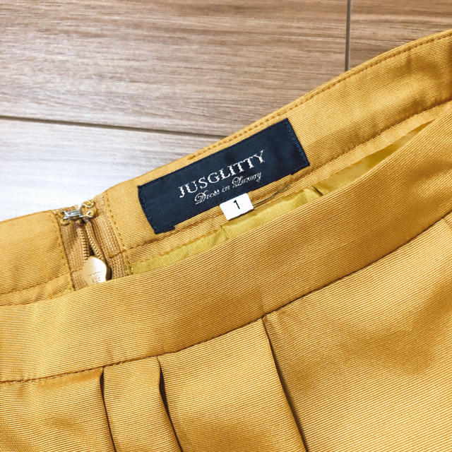 JUSGLITTY(ジャスグリッティー)のjusglitty フレアスカート レディースのスカート(ひざ丈スカート)の商品写真