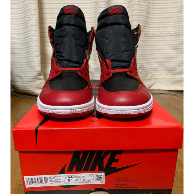 NIKE(ナイキ)のNIKE AIR JORDAN 1 HI ’85 “VARSITY RED” メンズの靴/シューズ(スニーカー)の商品写真