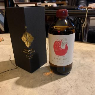 アルケミエ　辰巳蒸留所　クラフトジン　ベリージン　BERRY GIN 辰巳祥平