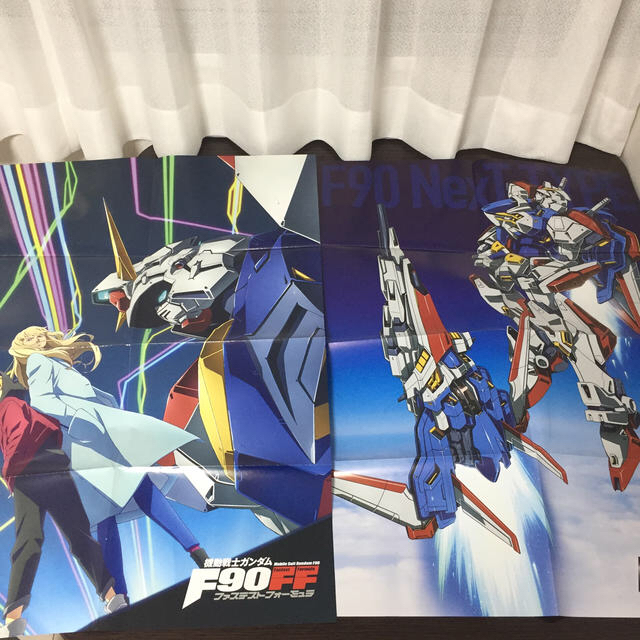 【ガンダム】クリアファイル2枚&ポスター4枚セット エンタメ/ホビーのアニメグッズ(クリアファイル)の商品写真