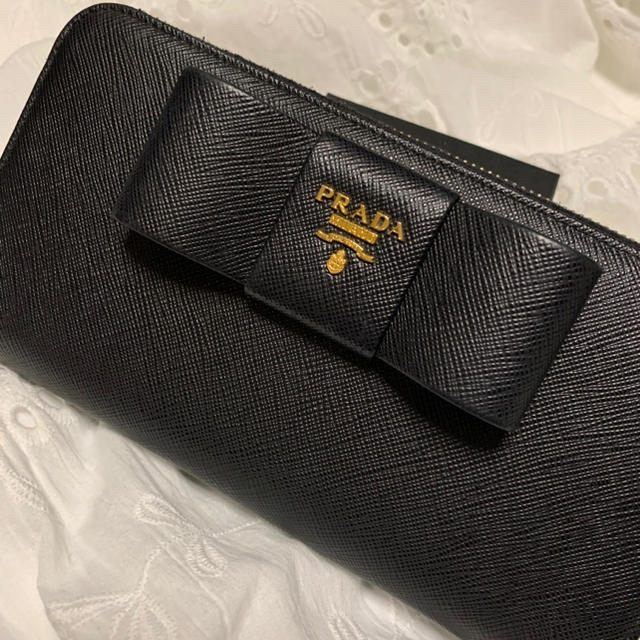 PRADA(プラダ)のラビット♡様専用 レディースのファッション小物(財布)の商品写真