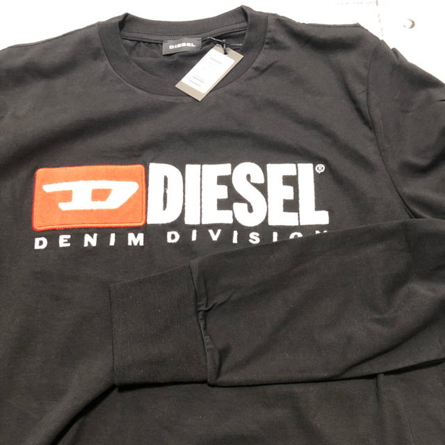 DIESEL(ディーゼル)のDIESEL 　ディーゼル　長袖　ロンT　人気品　ロゴ Sサイズ　刺繍 メンズのトップス(Tシャツ/カットソー(七分/長袖))の商品写真
