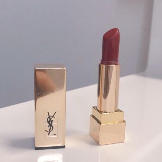 イヴサンローランボーテ(Yves Saint Laurent Beaute)のイヴ・サンローラン　赤リップ(口紅)