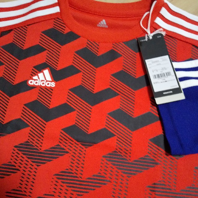 adidas(アディダス)の新品★アディダス   Tシャツ   2着 スポーツ/アウトドアのサッカー/フットサル(ウェア)の商品写真