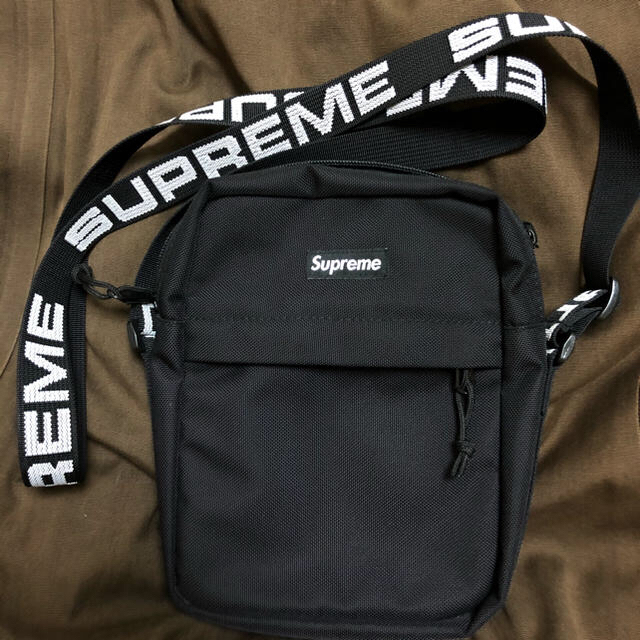 Supreme シュプリーム 18SS ショルダーバッグ ブラックショルダーバッグ