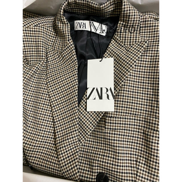 ZARA(ザラ)の＊2020AW＊ZARA ダブルブレスト仕様チェック柄ジャケット レディースのジャケット/アウター(テーラードジャケット)の商品写真