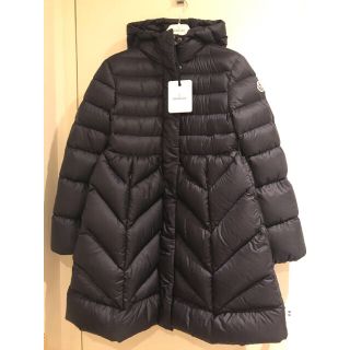 モンクレール(MONCLER)の☆スー★さまご専用　モンクレール 14a   新品 レア♡ダウンコート　大人可愛(ダウンコート)