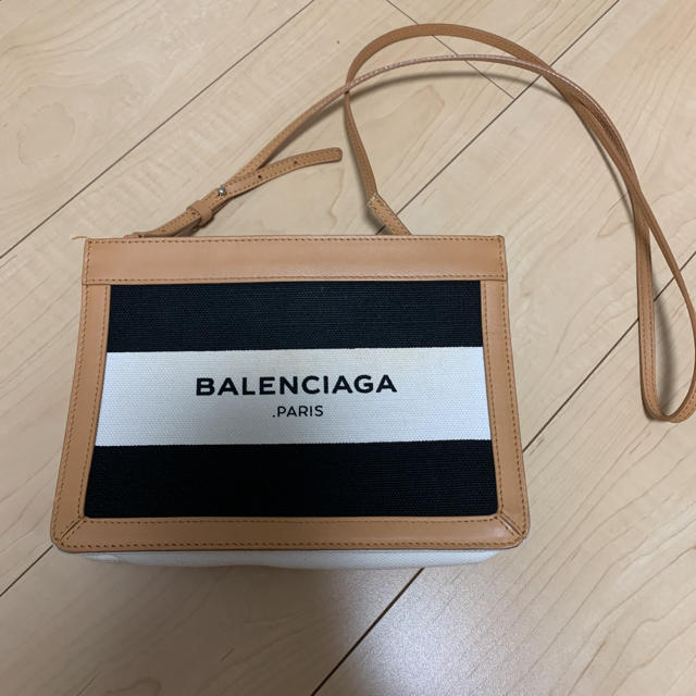 BALENCIAGA バレンシアガ ショルダー バックレディース